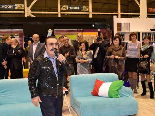 На презентации куклы «Вилли Токарев»